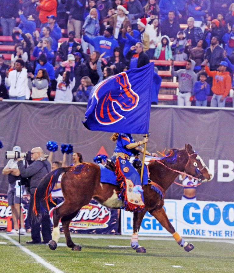 Boise State Broncos horse rides in the 2019 Las Vegas Bowl